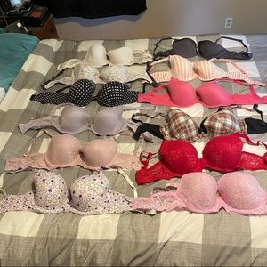 Victoria secret bras 36dd all 12 bras 1 price!